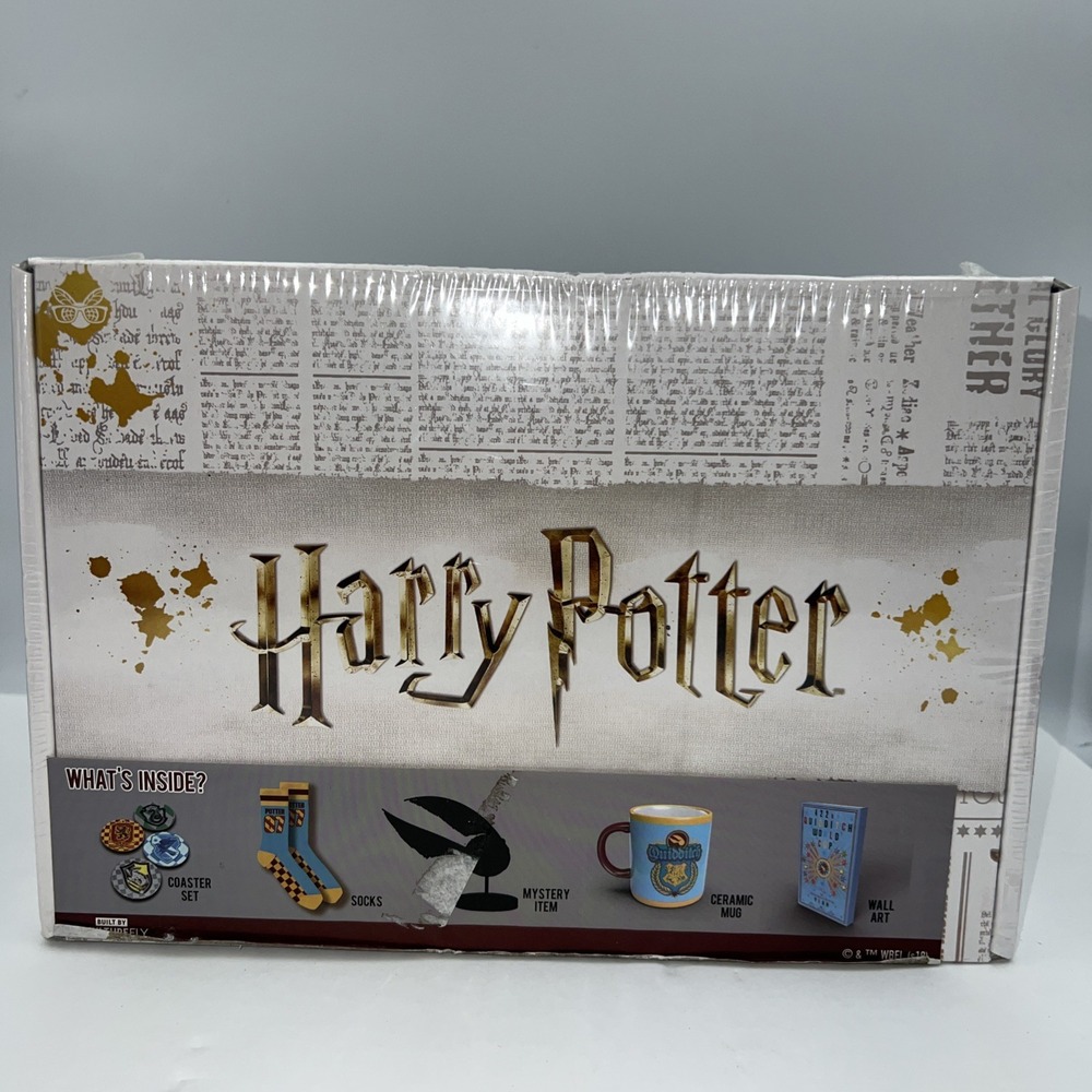 Harry Potter‎ CultureFly Warner Bros. Collectible Box Set *New*